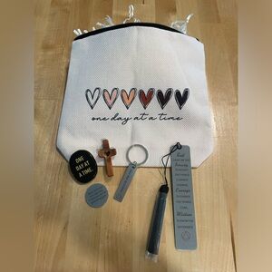 Sobriety Heart Design White Pouch with Inspirational Accessories